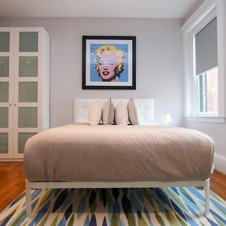 A Stylish Stay W/ A Queen Bed, Heated Floors.. #31 Brookline Buitenkant foto