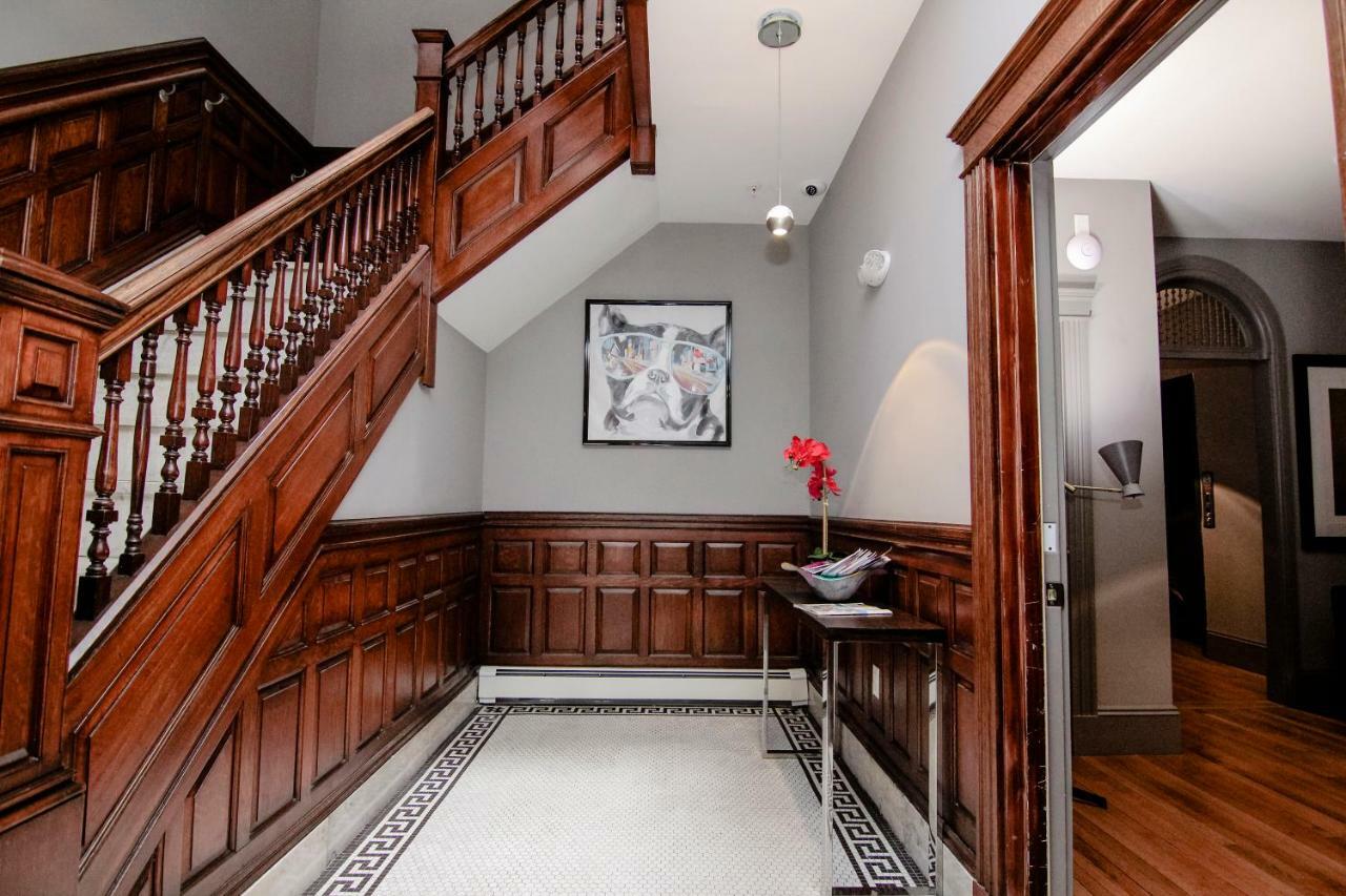 A Stylish Stay W/ A Queen Bed, Heated Floors.. #31 Brookline Buitenkant foto